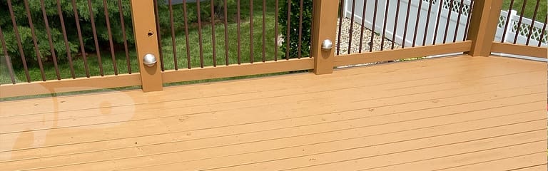 5 Tips On Choosing the Right Deck Paint Colors to Match Your Home